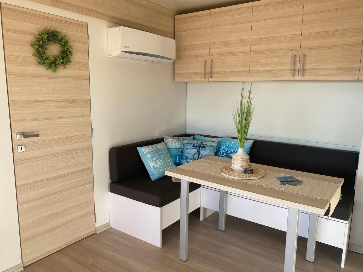 Amore Del Mare, Seaside Family Pace, Free Parking And Wifi In Camp Dalmatino Drage Exterior foto