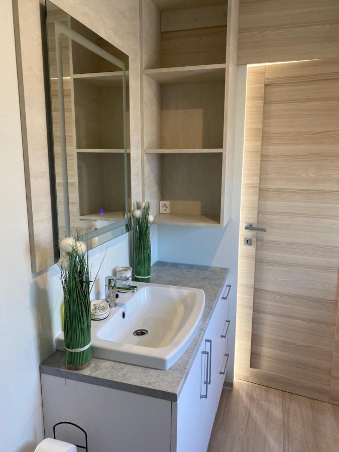 Amore Del Mare, Seaside Family Pace, Free Parking And Wifi In Camp Dalmatino Drage Exterior foto
